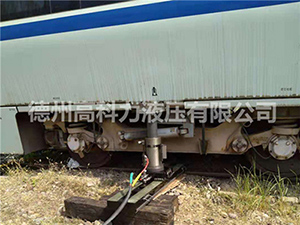 鐵路動車起復救援設備